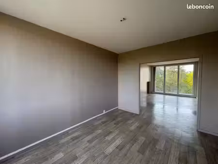 appartement 4 pièces 94 m²