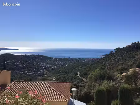 appartement cavalaire-sur-mer  magnifique vue mer