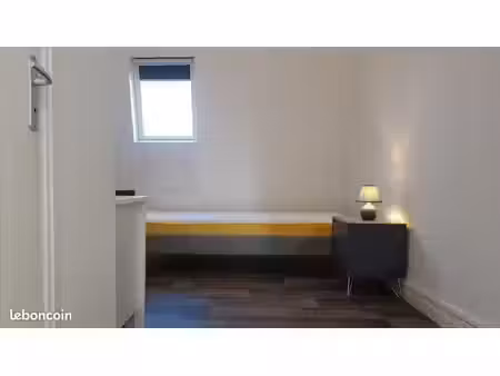 studio 1 pièce 13 m²