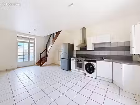 maison 2 pièces 46 m²