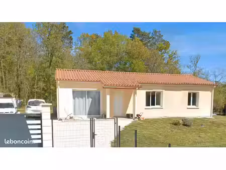 pavillon 4 pièces 90 m²