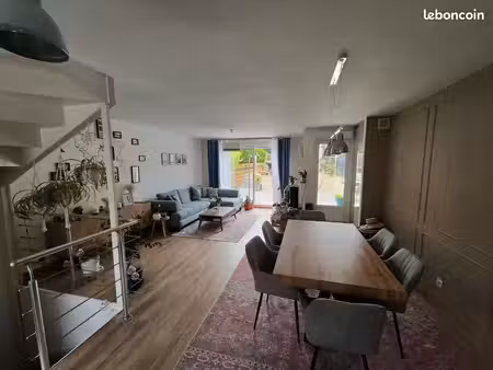 maison entièrement rénovée