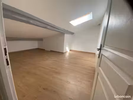 maison de ville non meublée