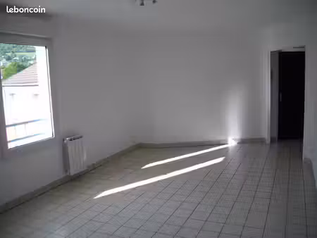 très beau 3 pièces meuble 75 m² 3 rue paul langevin 42150 la ricamarie