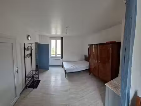 studio meublé sens
