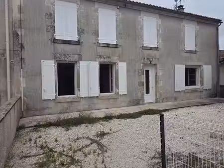 maison de village mitoyenne 110 m2