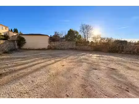 vente terrain 310 m² à rians (83560)  70 000 €