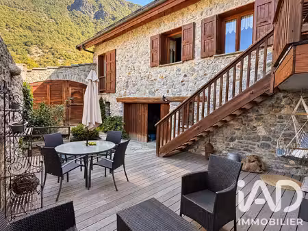 vente maison de village 8 pièces