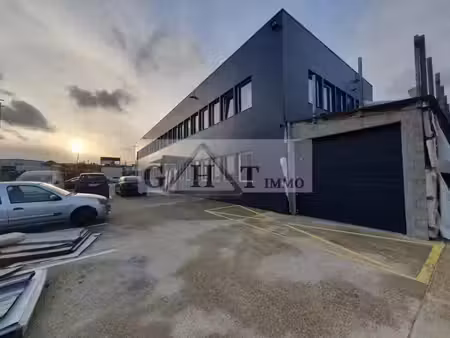 location local industriel 280 m² à domont (95330)