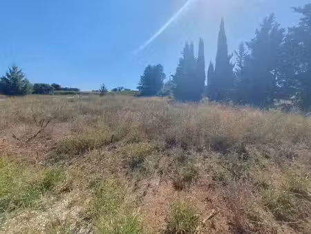 vente terrain 550 m² à uzès (30700)  83 000 €