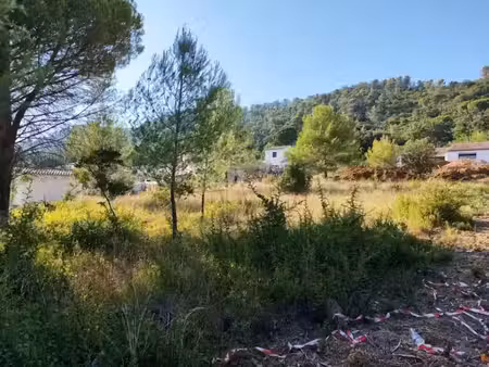 vente terrain 810 m² à camps-la-source (83170)  99 000 €