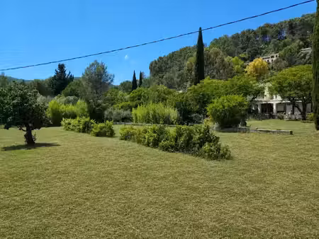 vente terrain 600 m² à sollies-pont (83210)  240 000 €