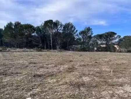 vente terrain 681 m² à aix-en-provence (13090)  599 000 €
