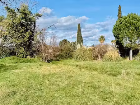 vente terrain 765 m² à la garde (83130)  365 000 €