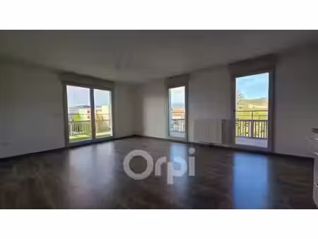 location appartement 3 pièces 63.54 m² à clermont-ferrand (63000)  766 €