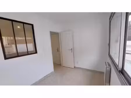 location appartement 2 pièces 51 m² à montpellier (34000)  703 €