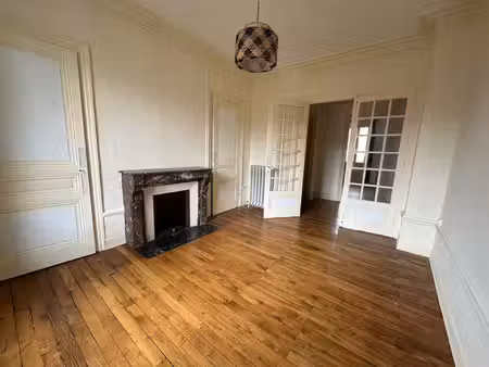 appartement f4 - 3 ch - balcon/ cave - carnot/ balay