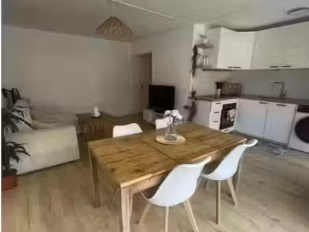 location appartement 2 pièces 43 m² à marseille 10ème (13010)  900 €