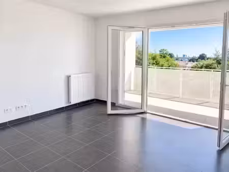 location appartement 3 pièces 64 m² à juvignac (34990)  971 €