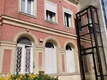 location appartement 5 pièces 163 m² à saint-quentin (02100)  950 €