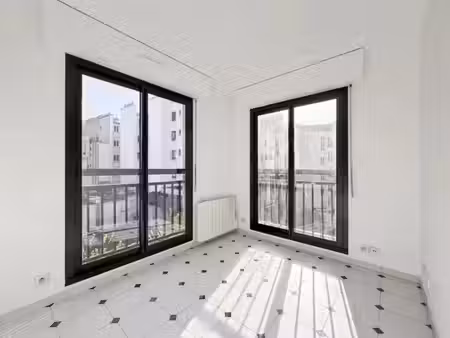 location appartement 2 pièces 38 m² à paris 20ème (75020)  1 300 €