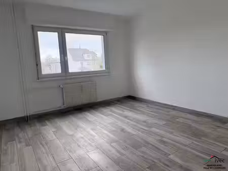location appartement 4 pièces 124 m² à reichstett (67116)  1 170 €