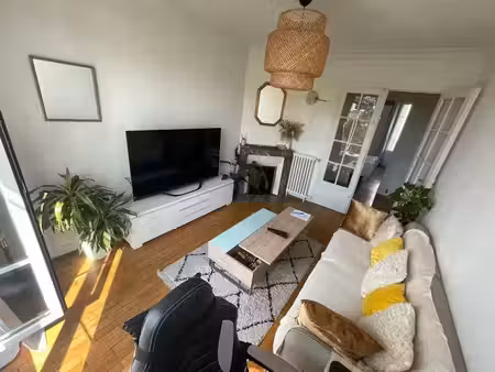 location meublée appartement 2 pièces 45 m² à asnieres-sur-seine (92600)  1 200 €