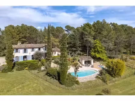 villa de luxe à vendre à fayence