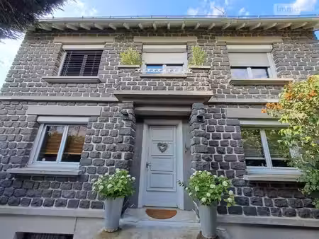 maison de luxe à vendre à saint-flour