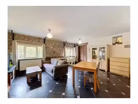 appartement à louer à chaussée de marche 54 emptinne (vbe68643)