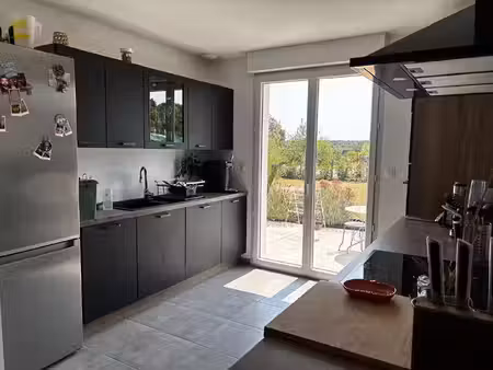 location maison 4 pièces 77 m² à le gâvre (44130)