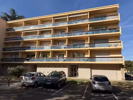 appartement t2 de 55 m² à rénover – fort potentiel de transformation – ramonville-saint-ag