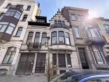 maison de maître d'exception avec 8 chambres possible.