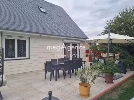 charmante maison familiale sur sous sol complet à quelques minutes de pont audemer