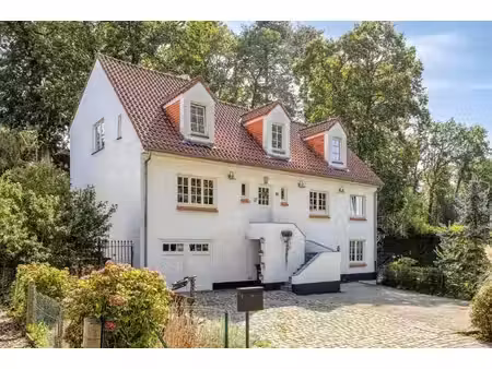 magnifique villa rénovée avec terrain à bâtir