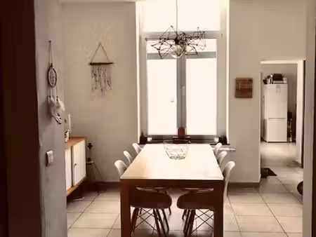 appartement 1 ch. à huy au rez de chaussée