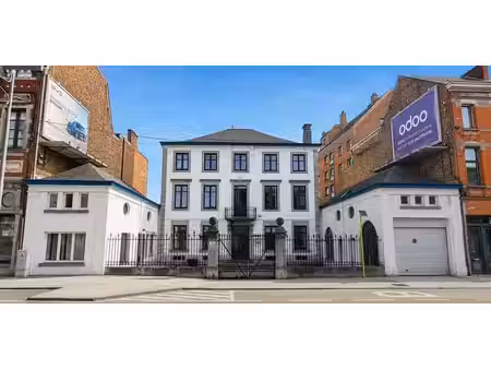 immeuble de bureaux de prestige – 650 m² + 20 parkings