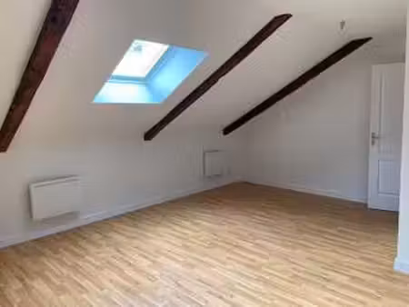 location appartement 2 pièces à dinan (22100) : à louer 2 pièces / 35m² dinan