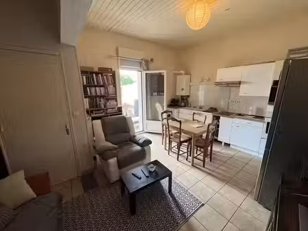 location appartement 3 pièces 59 m² à fumel (47500)  380 €