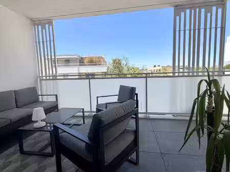 t3 + box - marseille 8ème