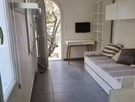 location meublée appartement 1 pièce 19 m² à montpellier (34000)  490 €