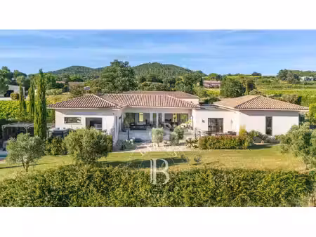 maison de luxe à vendre à tresques