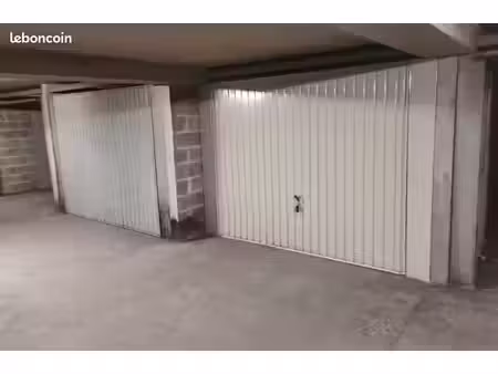 box à louer pl sathonay
