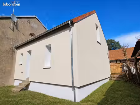 maison t2 – 50 m² carrez / 75 m² au sol – jardin 300 m²