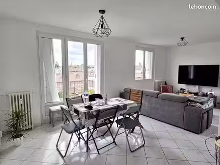 appartement 3 pièces 63 m²