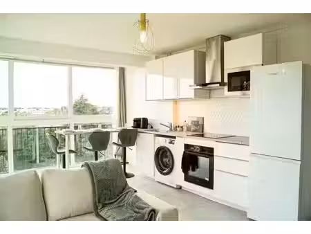 location meublée appartement 1 pièce 78 m² à évry-courcouronnes (91000)  555 €