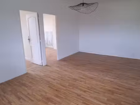 appartement 3 pièces 55 m²