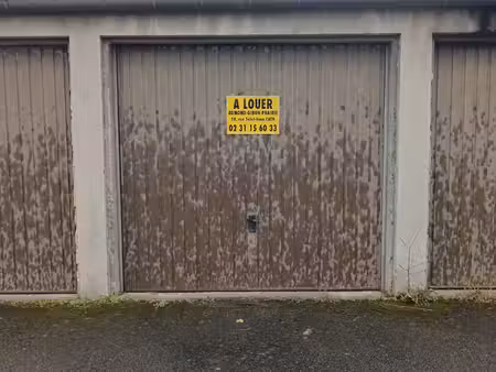 à louer - garage exterieur- secteur quai de juillet
