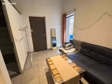 location appartement 1 pièce 22 m² à montpellier (34000)  570 €