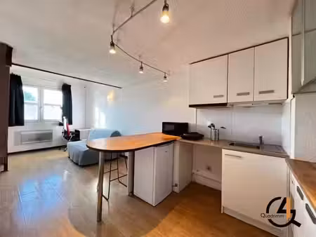 location meublée appartement 1 pièce 31 m² à montpellier (34000)  628 €